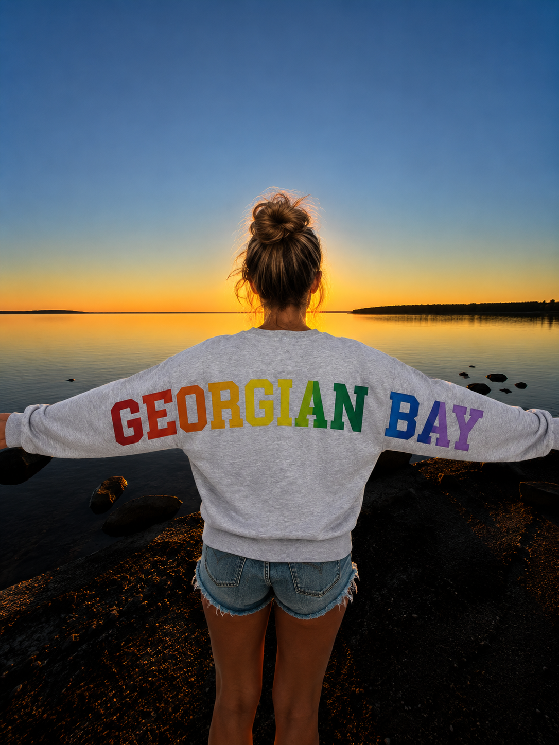 Rainbow GEORGIAN BAY Crewneck - CLOSED